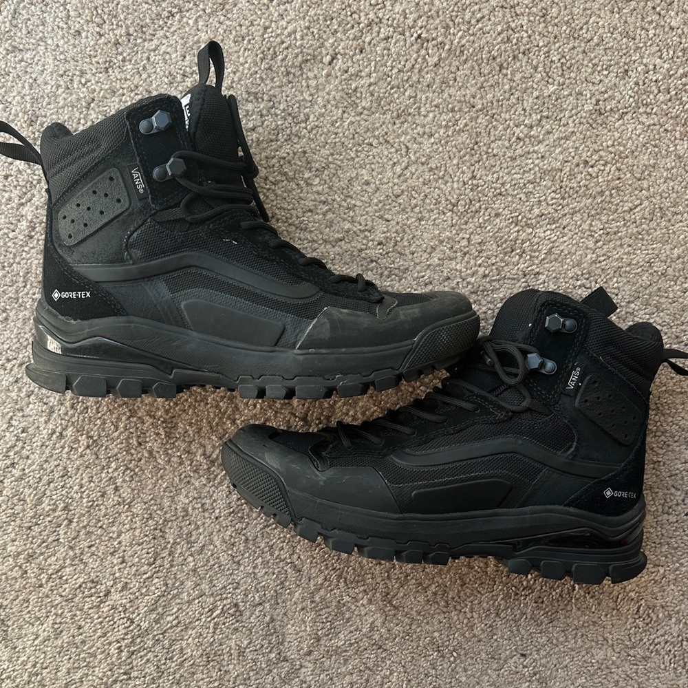 Vans Black GORE-TEX Men's Boots